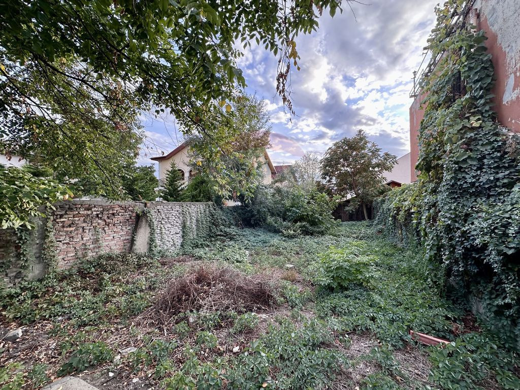 Teren Sectorul 1 cu autorizatie de constructie Straulesti