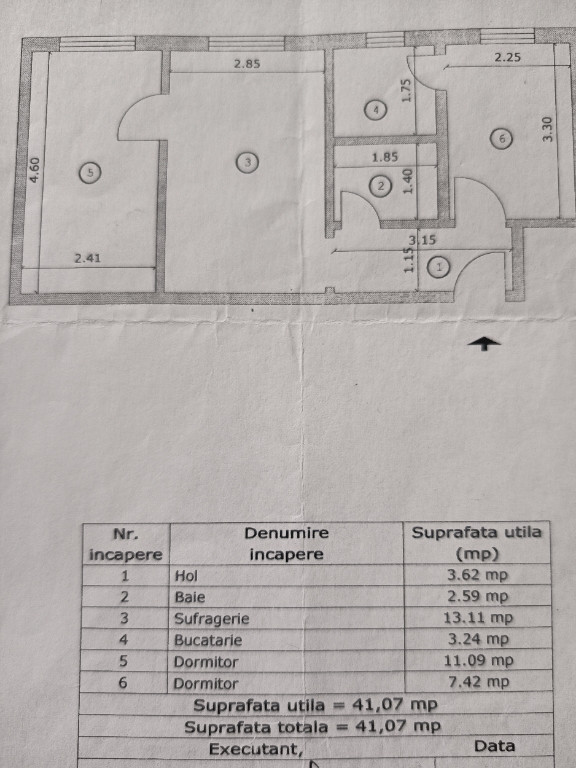 Apartament cu 3 camere Piata