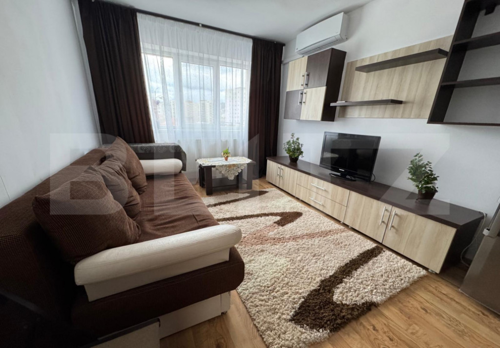 Apartament cu 3 camere de inchiriat