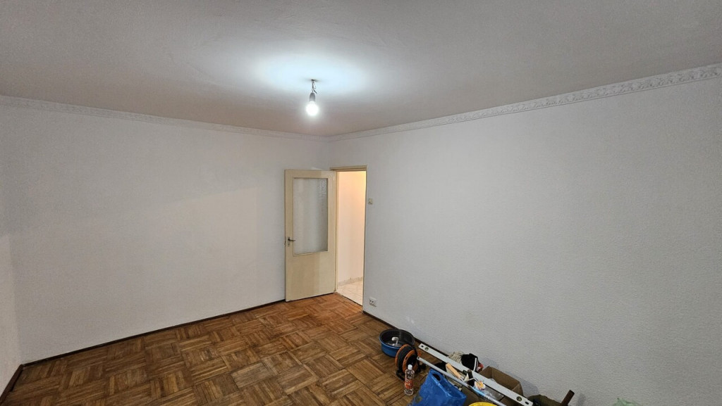 Malu Rosu - 2cam, cf2, p/4, T, izolat, um - 38000 euro