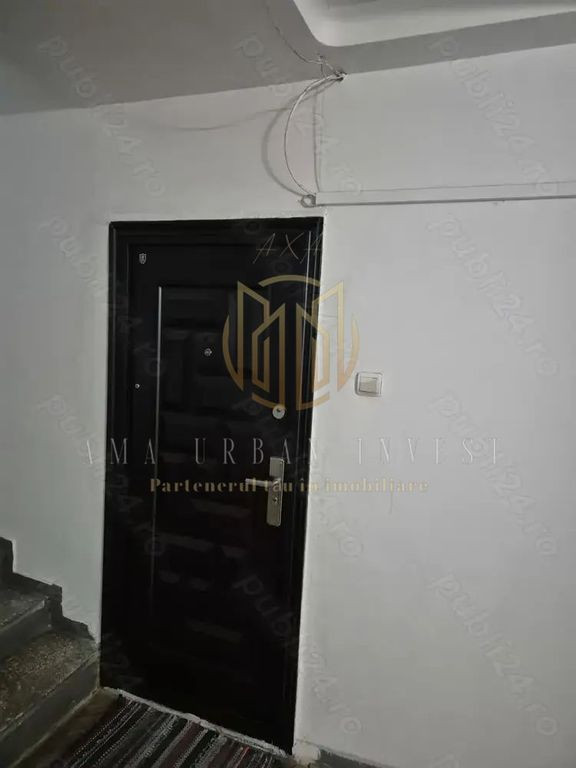 Piata Rahova Buzoieni2 cam52mp, etaj 6 , an 1984 pret 930...