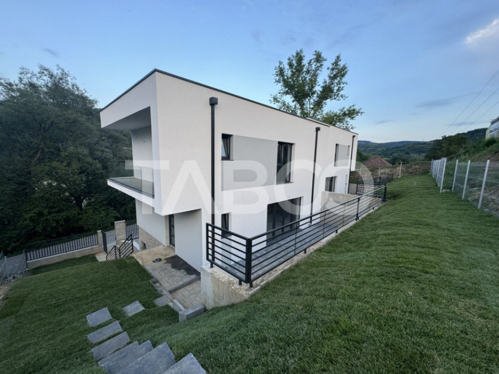 Vanzare duplex premium garaj pentru 2 masini chiar la intrar