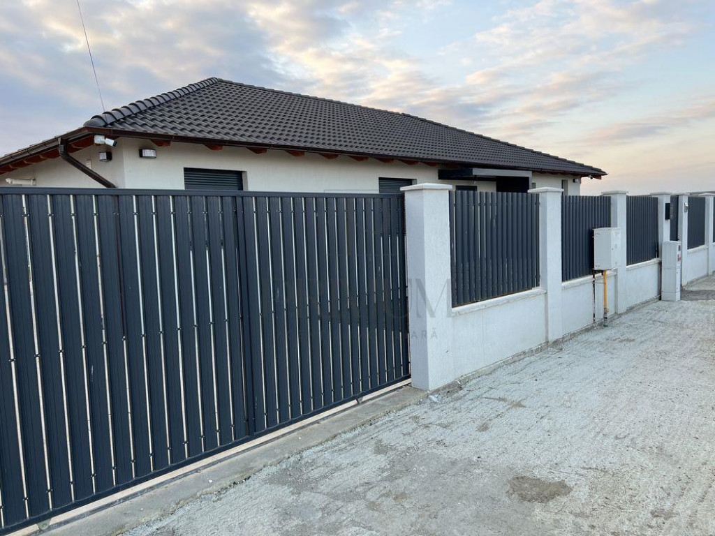 Sag- 4 camere- incalzire in pardoseala- teren generos