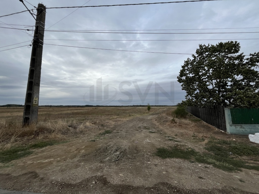 Teren intravilan construibil zona rezidentiala