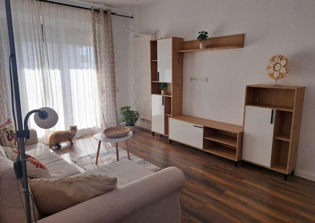 Apartament 2 camere de inchiriat - zona Tomis Plus Constanta