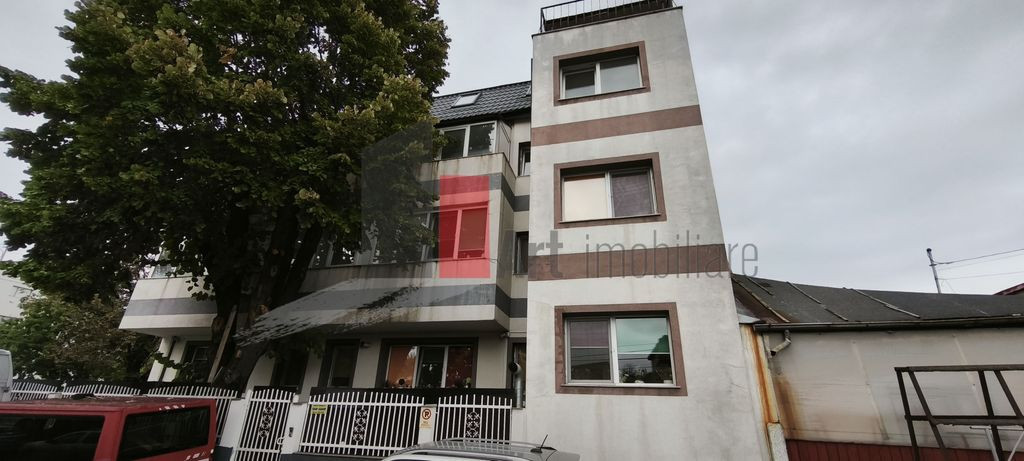 Apart Hotel, VILA, D+P+2E+ MANSARDA , 7 garsoniere, apart...