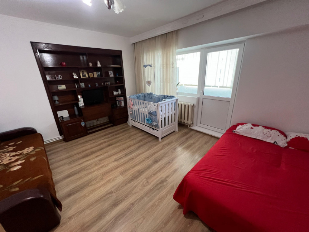 Apartament 1 camera loc parcare Pacurari- Lukoil
