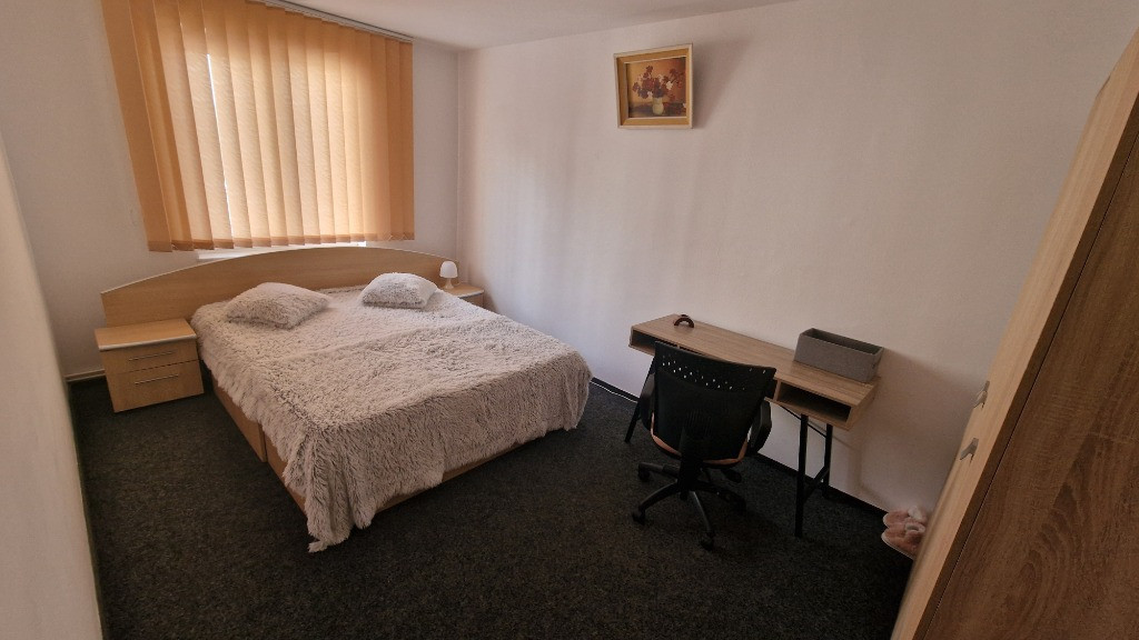 Apartament 3 camere Tractorul