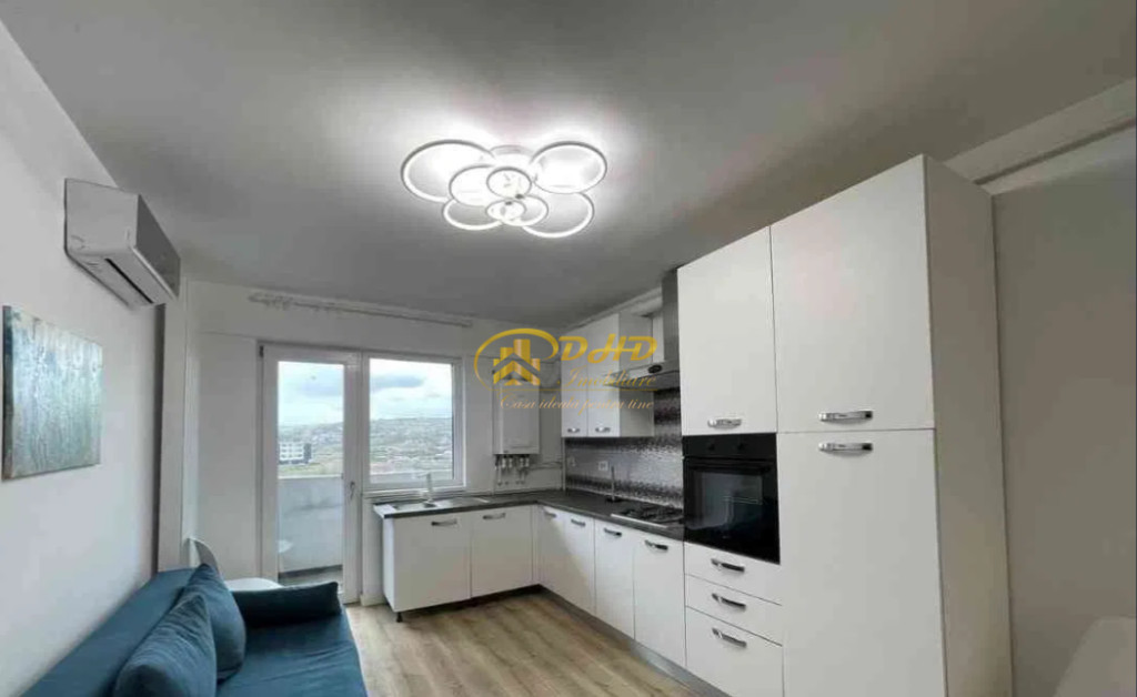 Inchiriez apartament modern, 2 camere, Visan