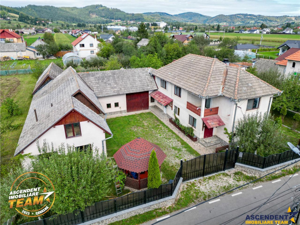 FILM3D! Casa familiala,zona rezidentiala, 1.300mp teren,Into