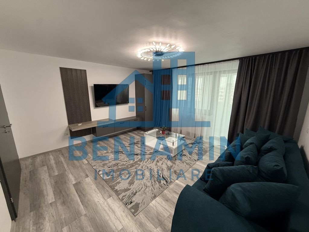 4 camere - 93mp - mobila - utilat - lux - Hotel Ramada