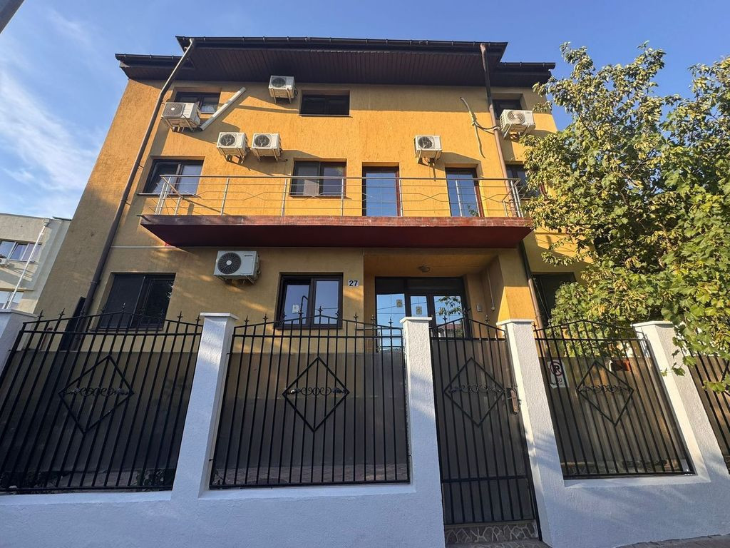 Casa de inchiriat Timpuri Noi 204 m