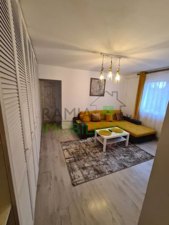 Apartament modern 3 camere, foarte bine întreținut – Car