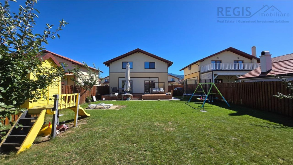 CASA DEOSEBITA 4 CAMERE, CRISTIAN