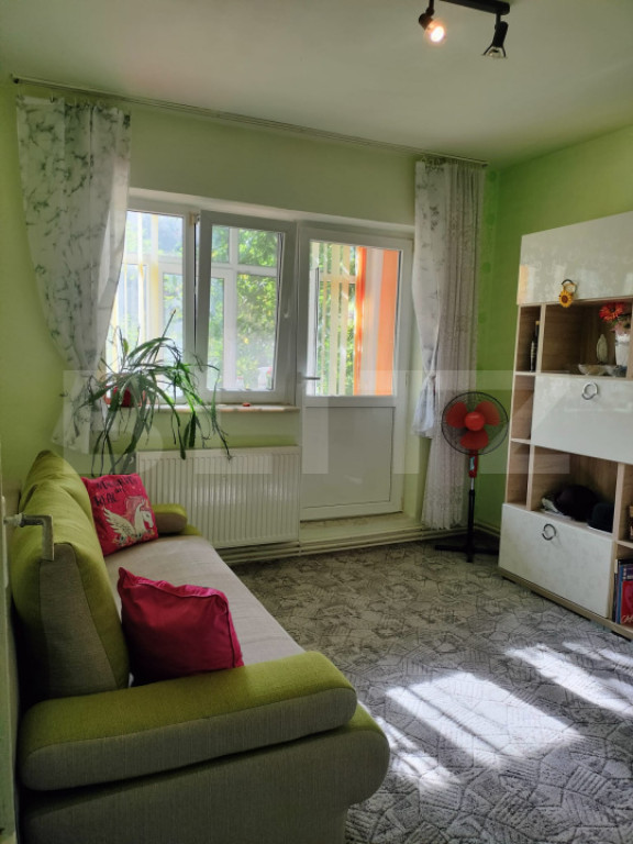 Apartament 3 camere, 60 mp, zona Minerului