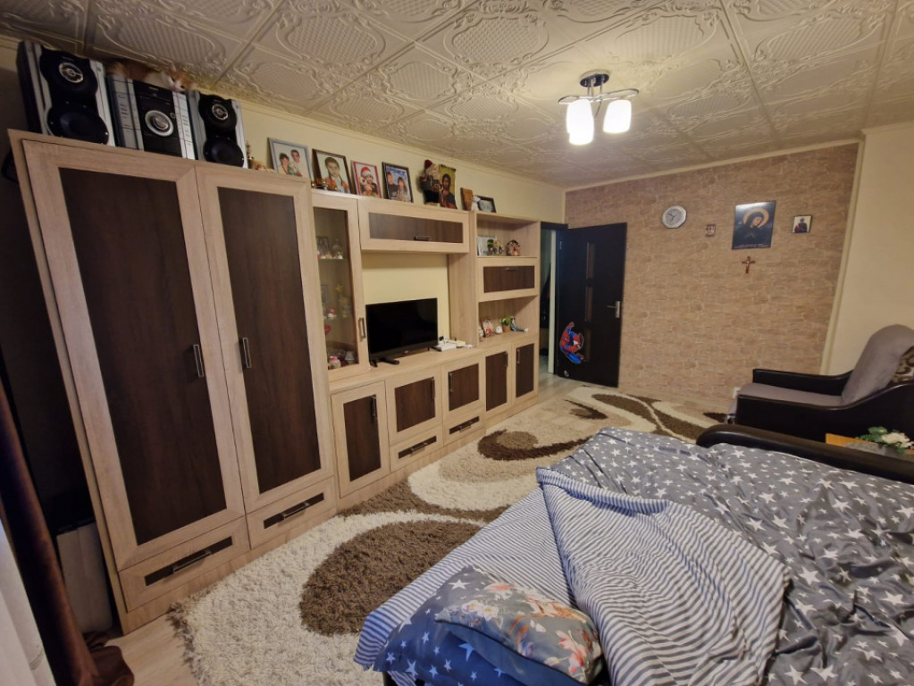 Apartament 3 camere decomandate, 53 mp, zonă Sud Est