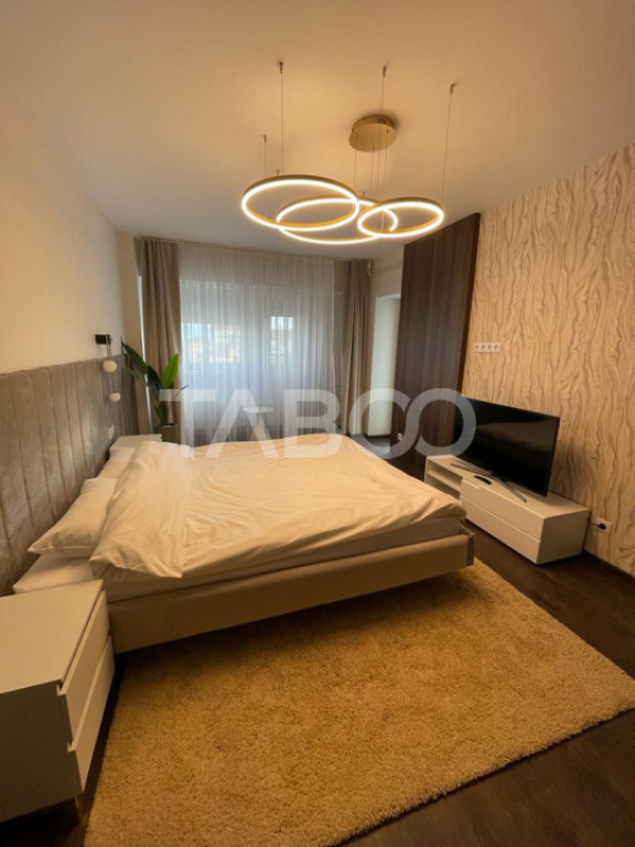 Garsoniera 40mpu cu finisaje de lux si balcon in zona centra