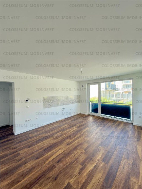 Apartament 2 camere open space+parcare- zona Tractorul.