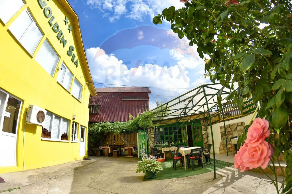 Pensiune de vânzare în Vama Veche – la doar 5 minute ...