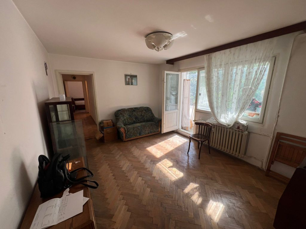 Apartament 3 camere, 70 mp Aleea Terasei Metrou Piața Su...