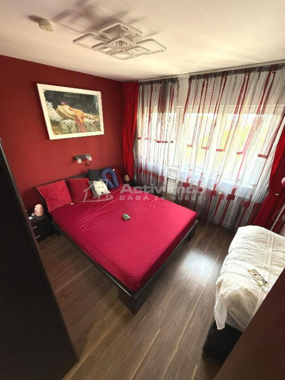 Apartament 3 camere decomandat – Bulevardul Lacul Tei ?...