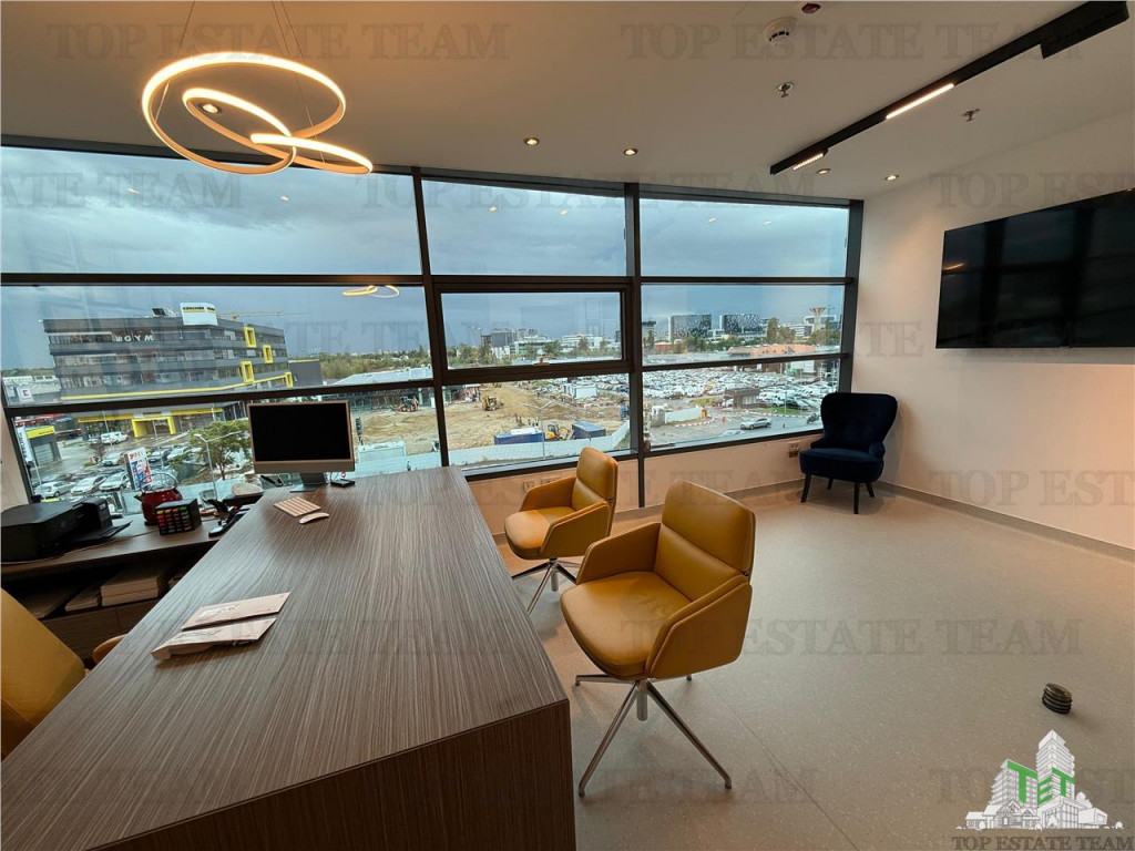 Spatiu comercial de /Hyperion Towers