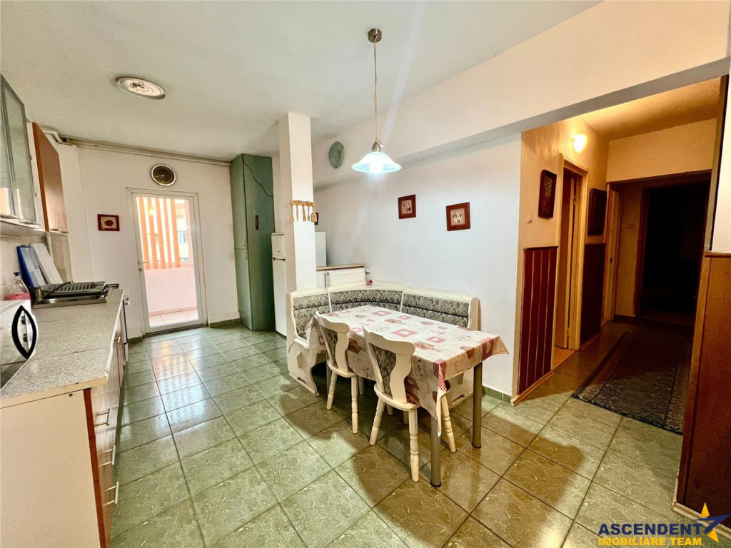 TUR 3D! Apartament familial, inconjurat de verdeata, etaj2,