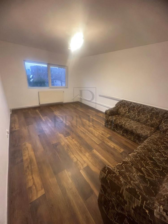 SIMION BARNUTIU - 3 CAM - DECOMANDAT - RENOVAT - CENTRALA -