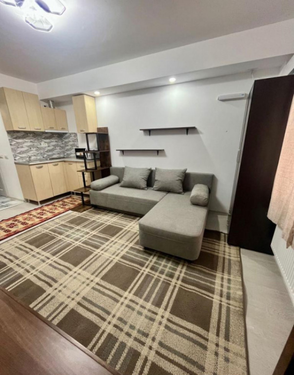 Garsoniera la doar 5 minute de metrou 1 Decembrie 1918 / Uti