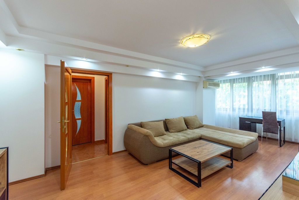 Mosilor - 5 minute metrou Bucur Obor, 3 cam de inchiriat,...