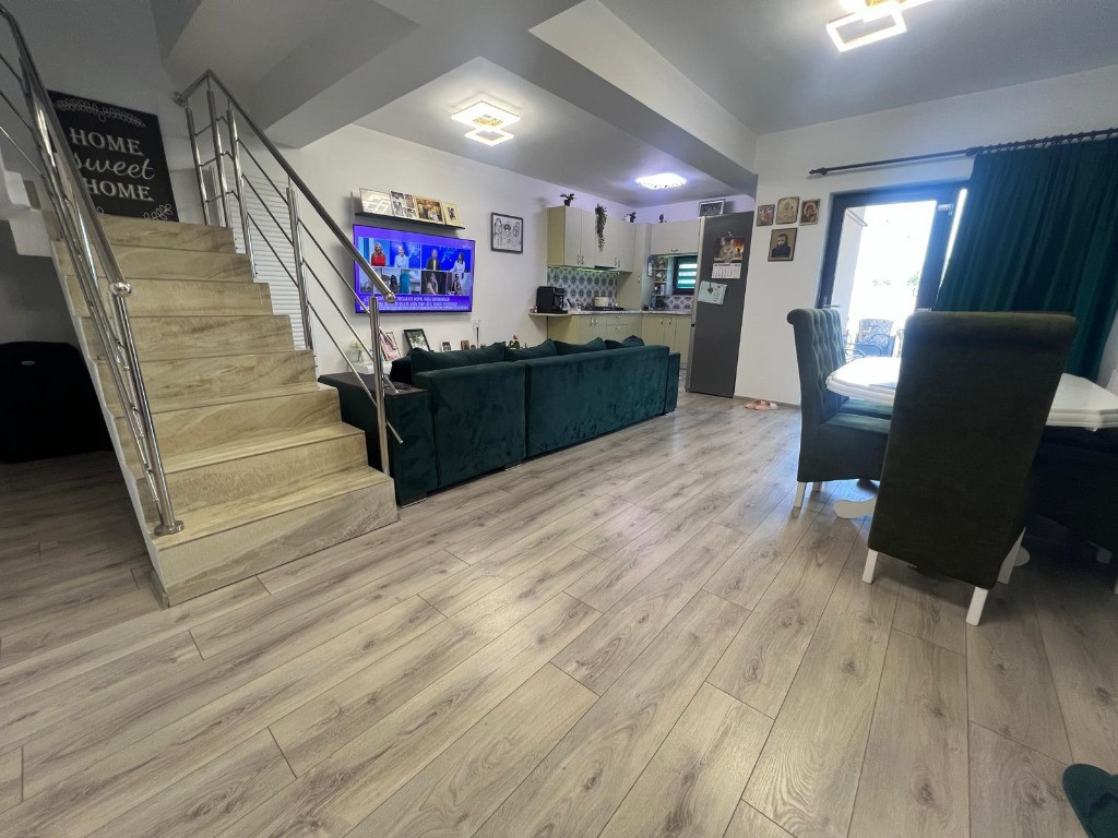 Casa tip duplex complet mobilat si utilat