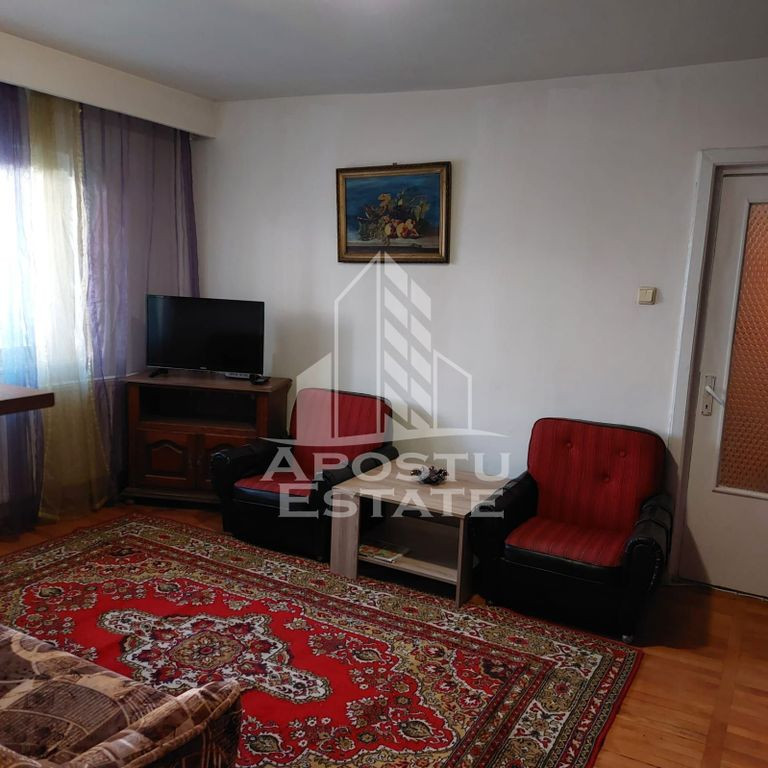 Apartament cu 2 camere,semidecomandat,etajul 2, centrala,...