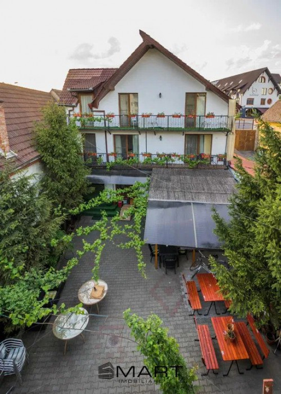 Pensiune cu 30 de camere si sala de evenimente