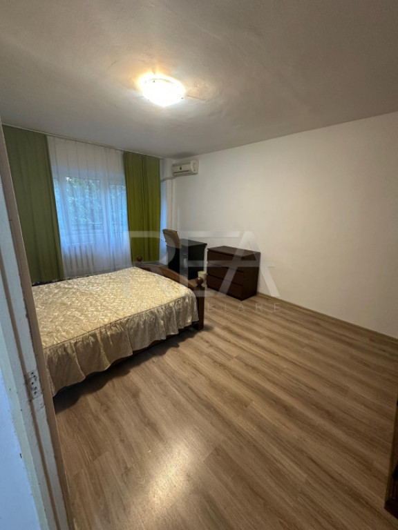 Garsoniera, et 2/8, 41mp-Uverturii, Teatrul Masca