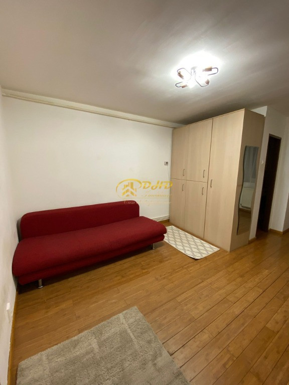 Garsonieră - Tudor Vladimirescu, preț excelent