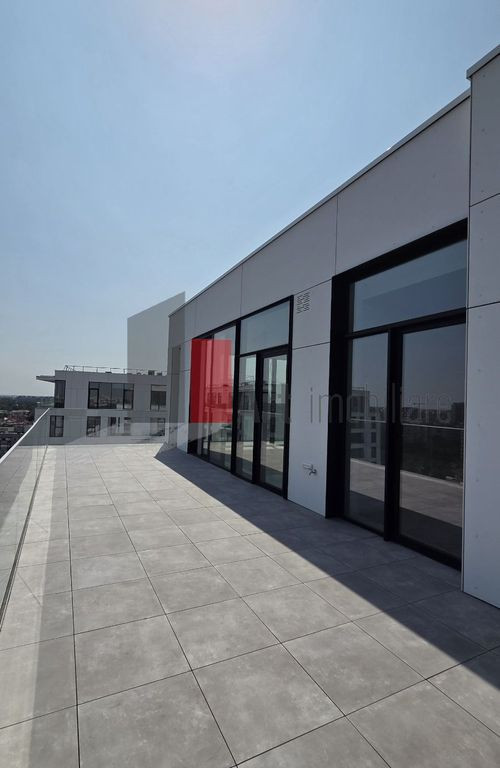 Penthouse de Lux cu 3 Dormitoare și Terasă Panoramică ...