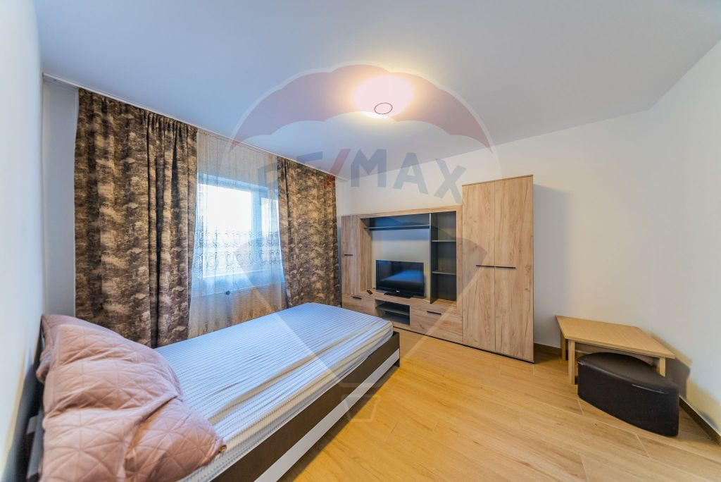 Garsoniera renovata la cheie de inchiriat zona 6 Vanatori...