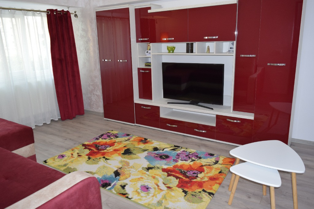 De închiriat garsonieră ultracentral