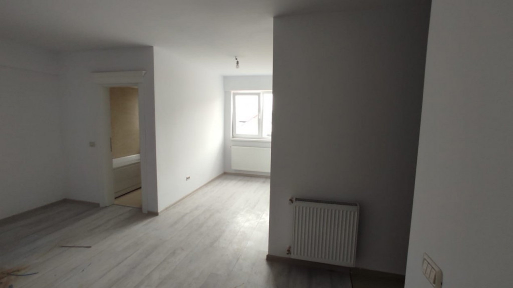 APARTAMENT 1 CAMERA, BLOC NOU, INTABULAT
