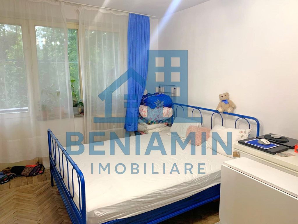 Apartament 2 camere Brazda lui Novac etaj 3 teava de gaze...