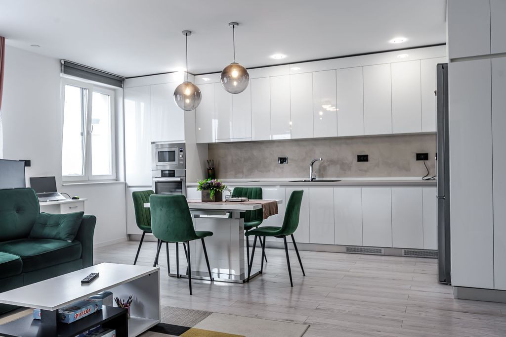 Rezervat Apartament ultrafinisat, bloc nou lângă Medlif...