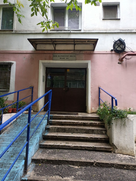 Piata sudului oltenitei confort 2 etaj 5