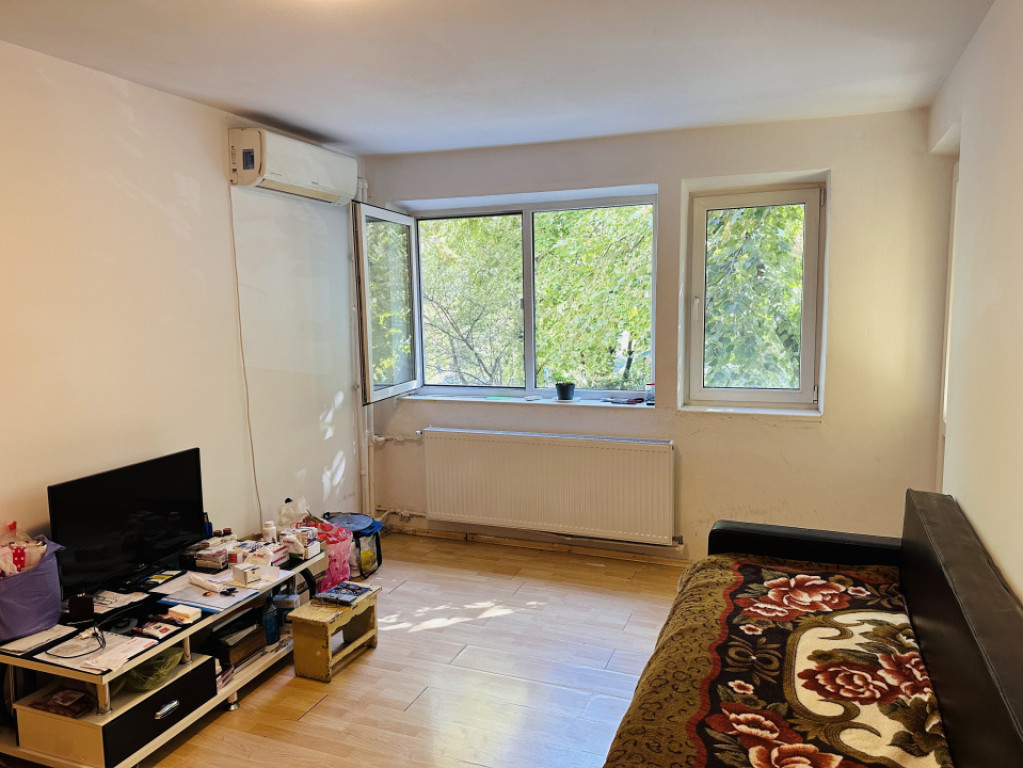 Gorjului, ap 2 cam confort 1, etaj 1, lângă piața, 2 min