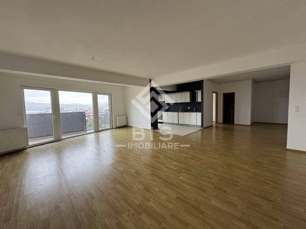 Apartament 3 camere Zona Independentei bloc nou