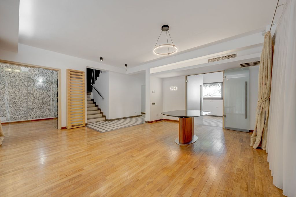 Vila superba 200 mp Fundeni Dobroesti - Complex privat - ...