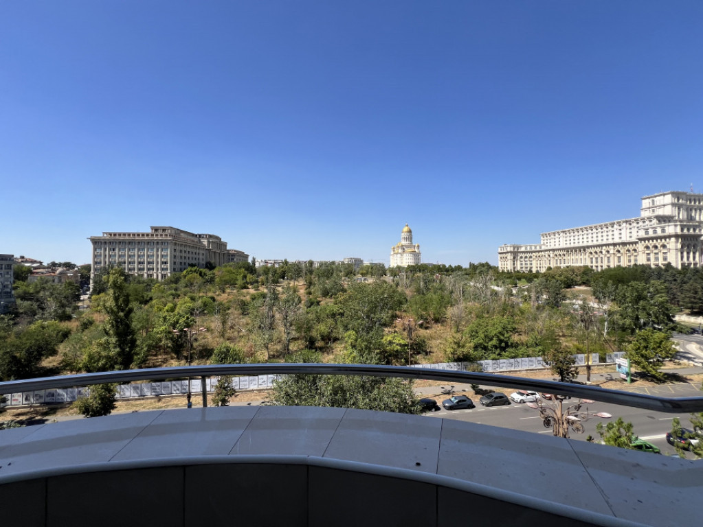 Apartament Unirii - 2 camere 78 mp. Transformat din 3 camere