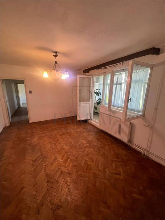 Dacia - Ghe. Lazar - 3 cam - decomandat - centrala proprie -