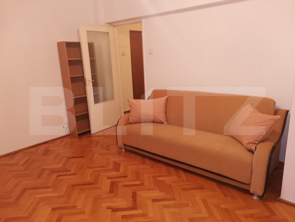 Apartament cu 2 camere | Decomandat | Etaj Intermediar | Lif