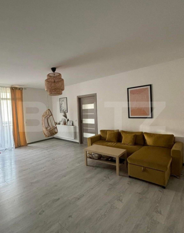 Apartament luminos | 2 camere | Balcon generos | Etaj interm