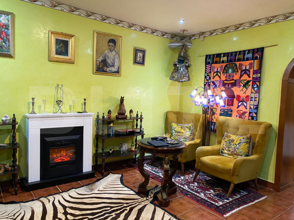 Apartament unic in vilă interbelică de 3 camere, 98mp cu g